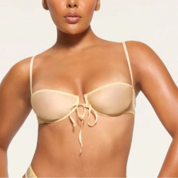 Skims Romance Balconette Bra, Size 34B - Picture 3 of 8